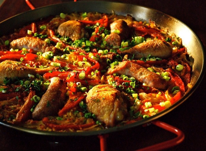 chicken sausauge and rd pepper paella_1