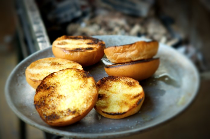 grilled burger buns